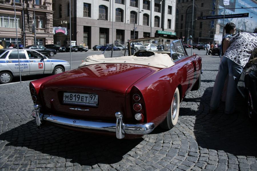  Bentley S2 Continental by Park Ward 1961 года  (фото 4 из 8)